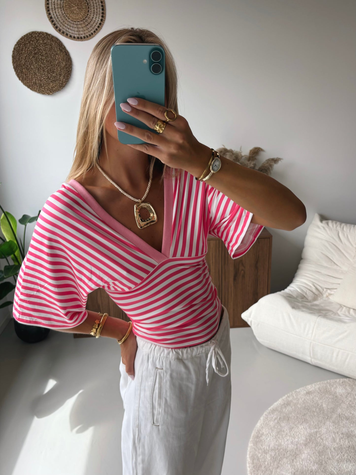 V-Line Top