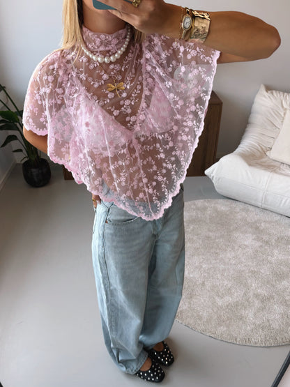 Dreamy Lace Top