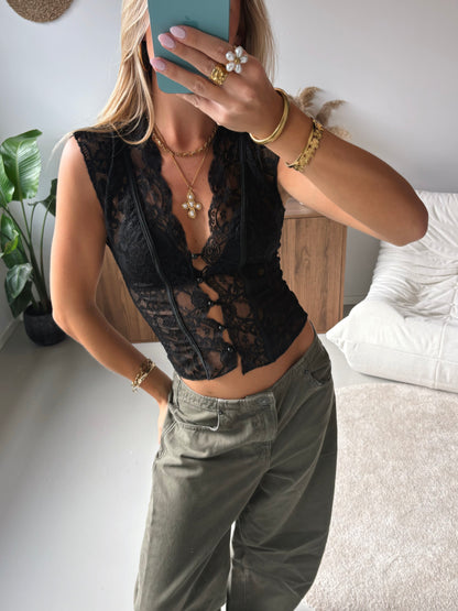 Sculpt Lace Top - Black