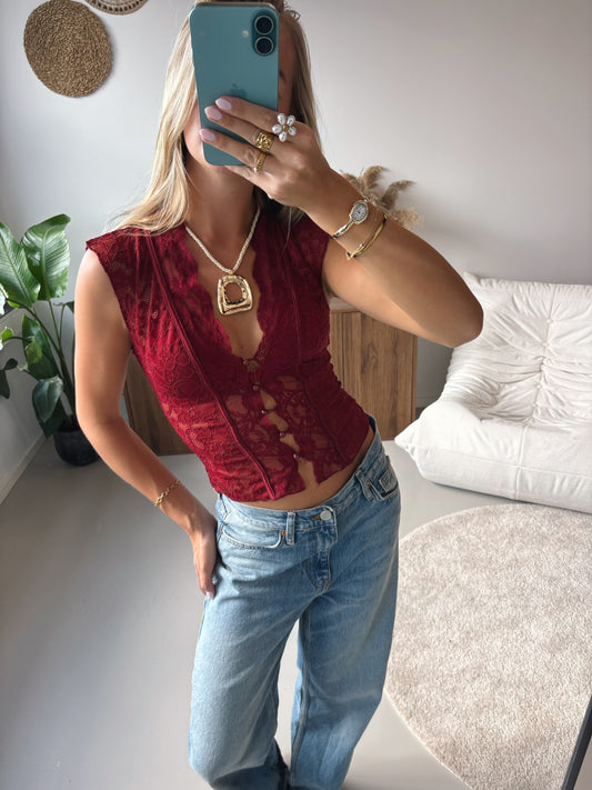 Sculpt Lace Top - Red