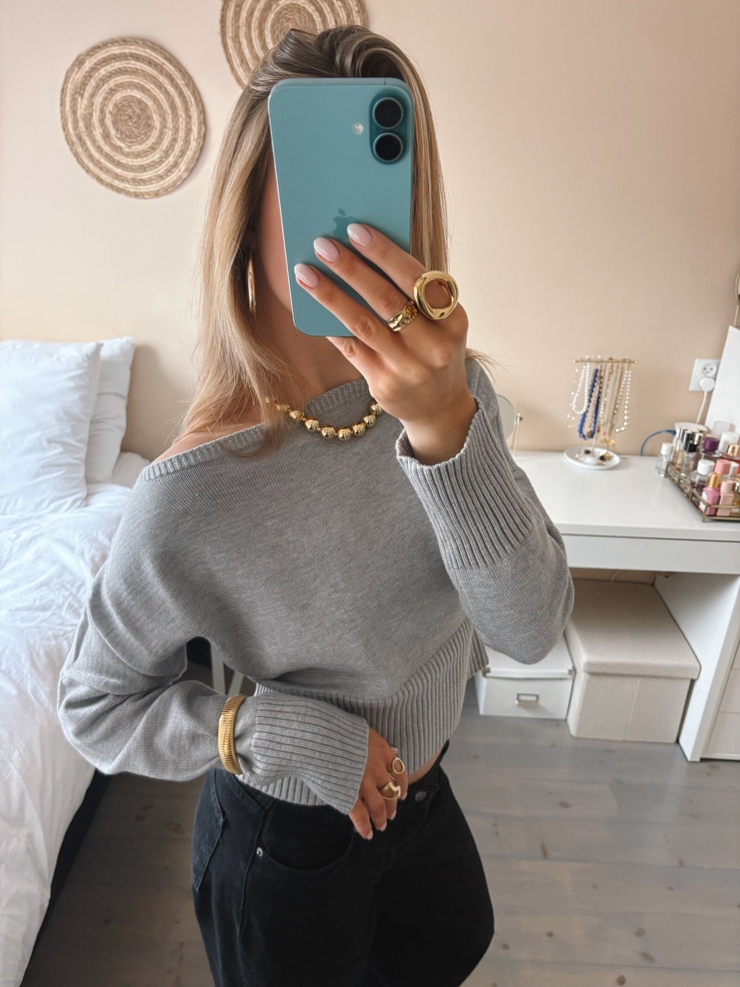 Off Shoulder Knit - MOOS The Label