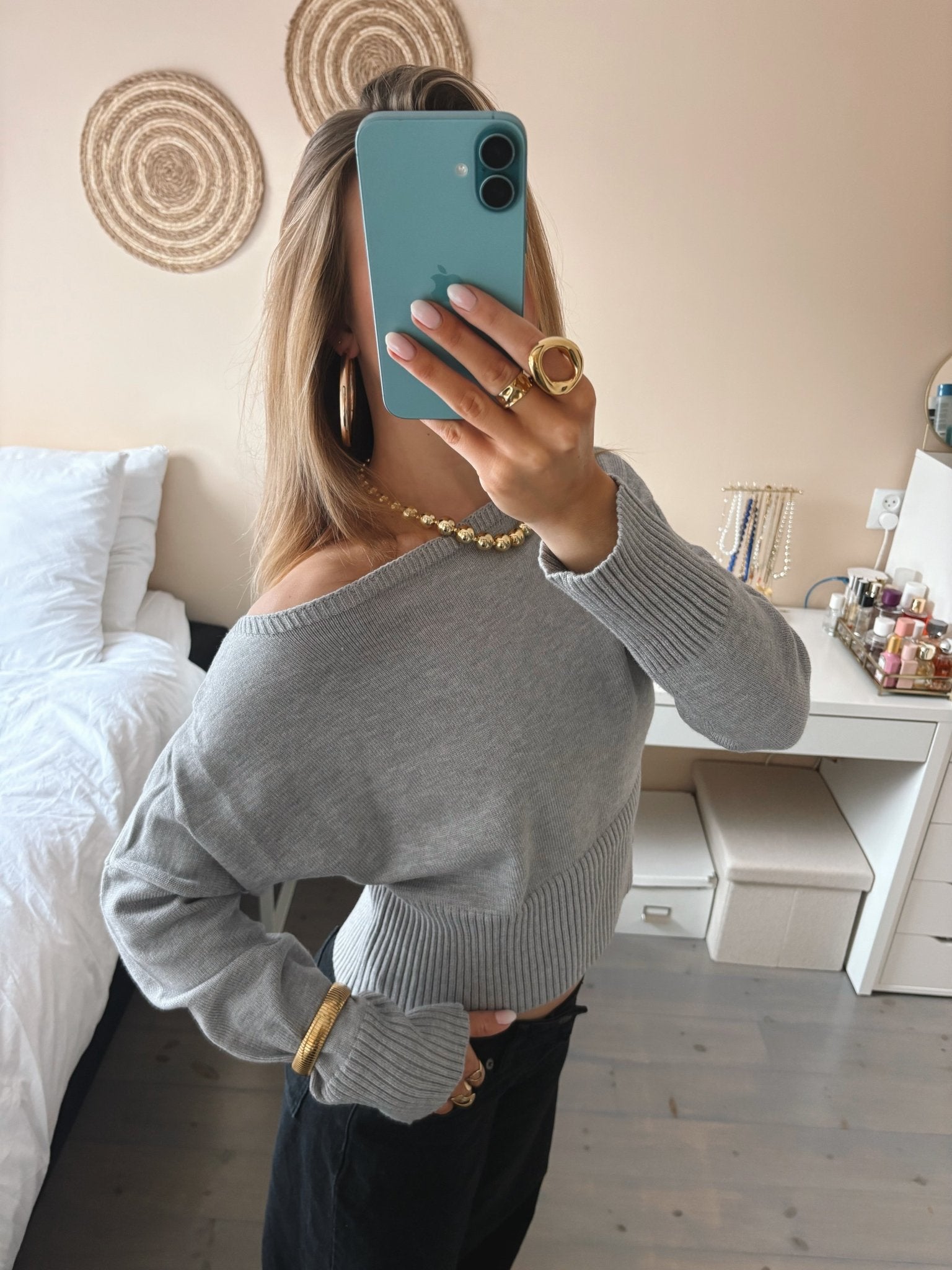 Off Shoulder Knit - MOOS The Label