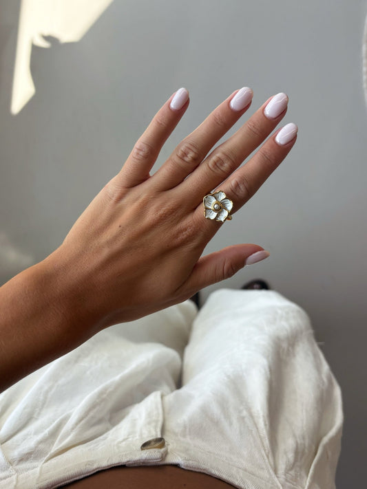 Pearl Bloom Ring - MOOS the Label