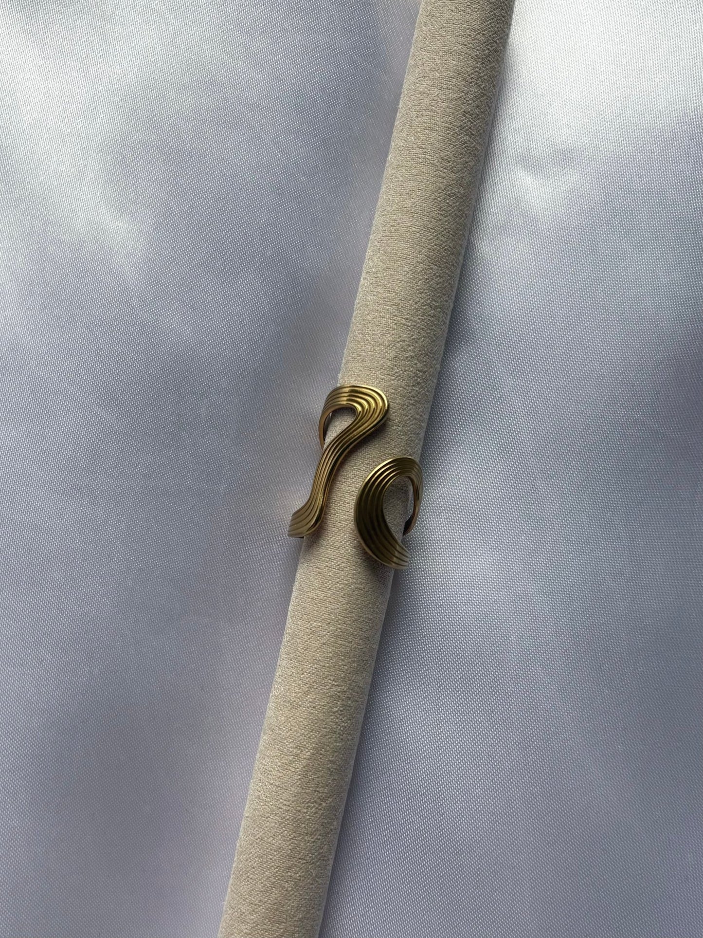 Twist Statement Ring - MOOS The Label