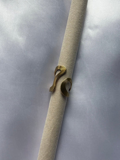 Twist Statement Ring - MOOS The Label