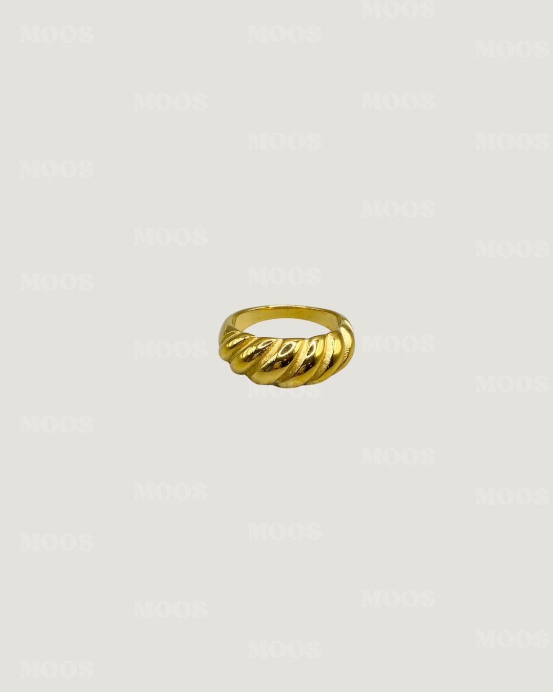 Twisted Band Ring - MOOS The Label